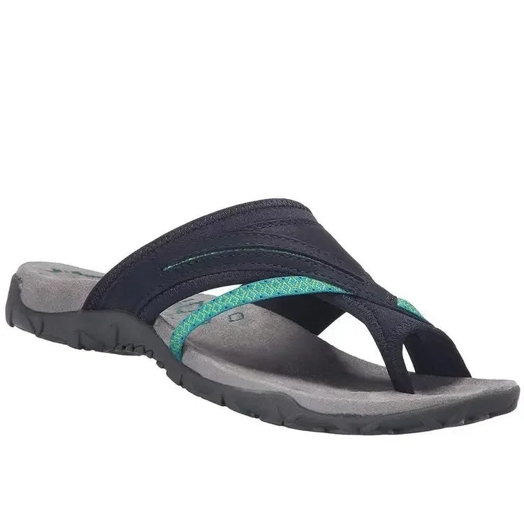 Women's open-toe platform sandals with crossed straps and ankle strap