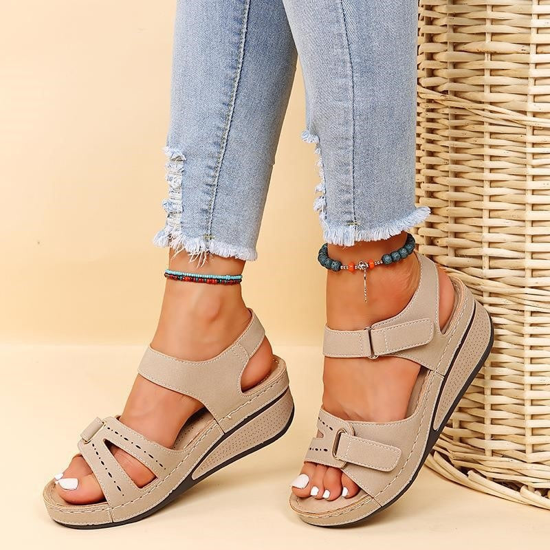 Women's buckle strap open-toe wedge sandals