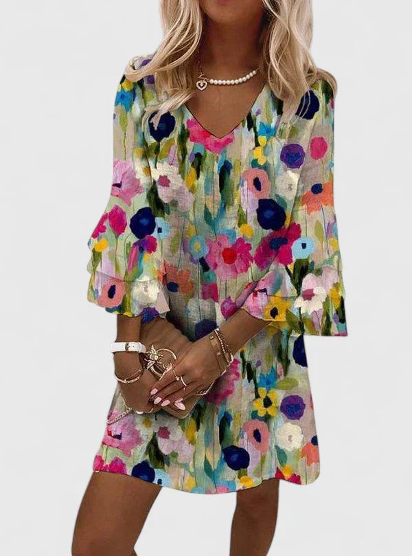 Delphinia | Women&