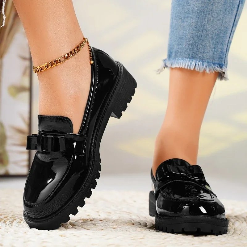 Mia | Women&